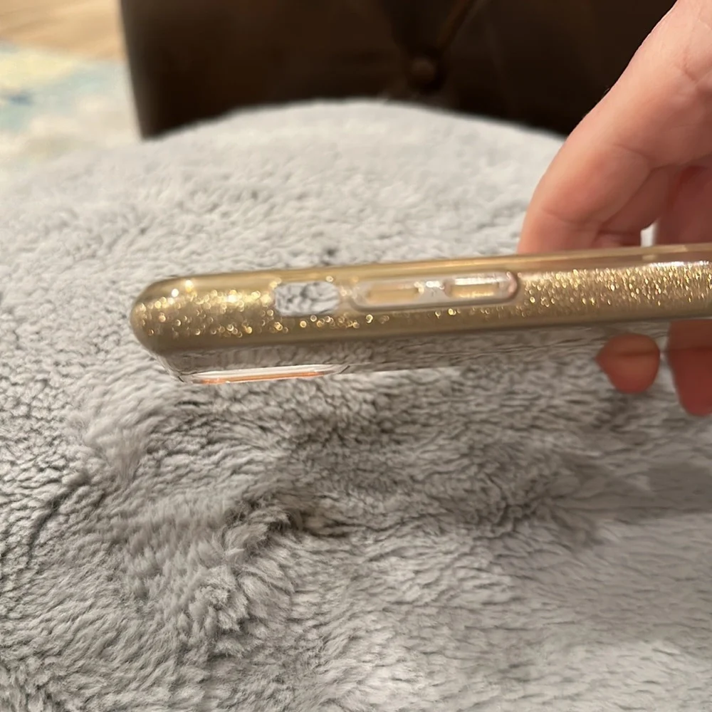 GUC Gold Glitter Cell Phone Case for iPhone 11 Pro Max Good Used Condition